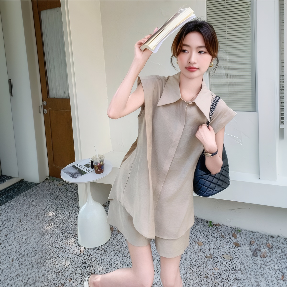 Women's Summer Two-Piece Wide-Leg Shorts Set with Belt Sleeveless Shirt - Image 5