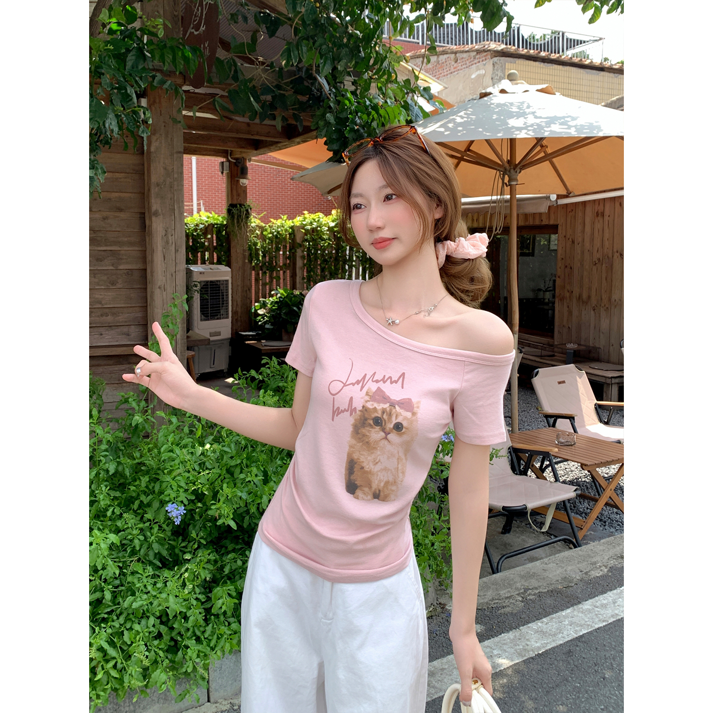 Women's Off-Shoulder Slant Neck Cat Print Short Sleeve T-Shirt Summer Slim Fit Commuter Top - Image 2