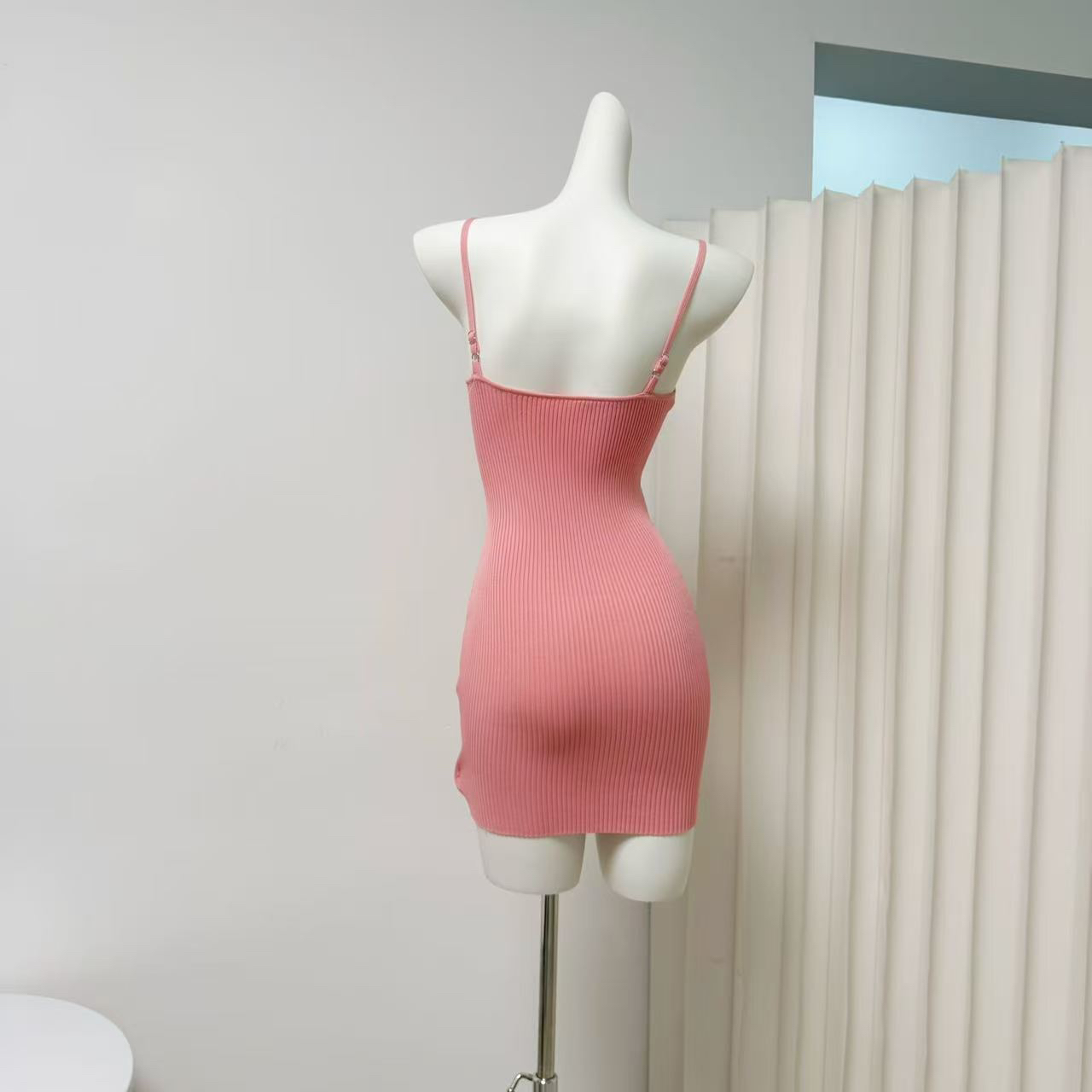 Sexy Slim-Fit Sequin Knit Cami Bodycon Dress - Image 5