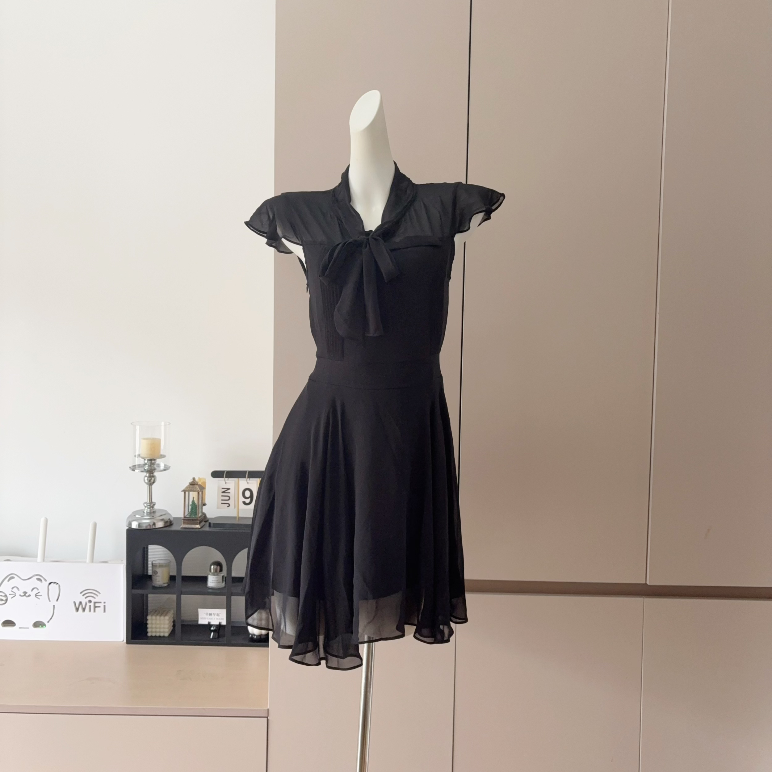 French Apricot Bow Flutter Sleeve Dress Women Summer Waist A-Line Gentle Temperament Slimming Short Dress - Image 3