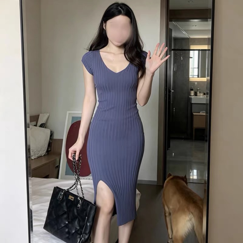Minimalist V-Neck Sleeveless Knit Dress for Women - Image 3